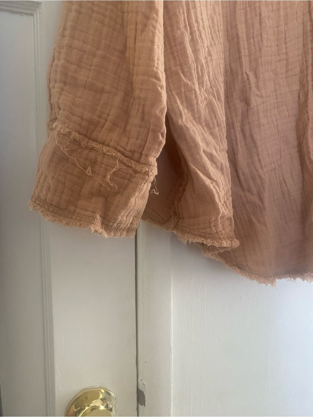 Aerie pool to party gauze button up - Picture 3 of 6